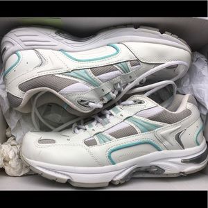 Vionic Women’s Walker Athletic shoe